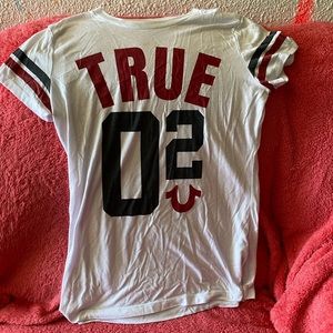 True Religion tee shirt